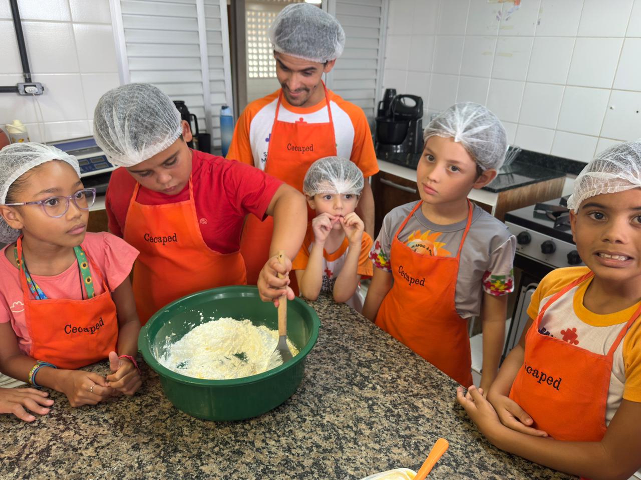 Hoje foi dia de colocar a mão na massa!