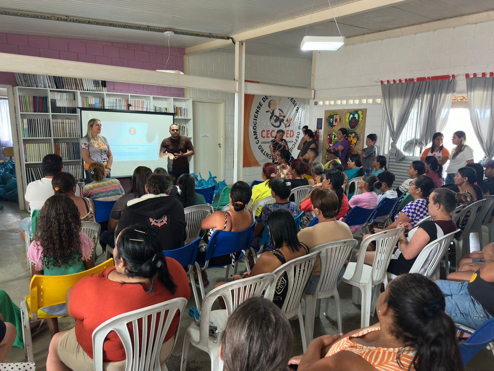 CECAPED promove palestra sobre proteção de crianças e adolescentes com deficiência durante entrega do PAA